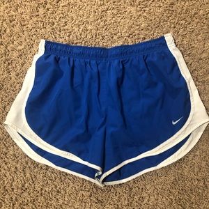 Nike temp shorts